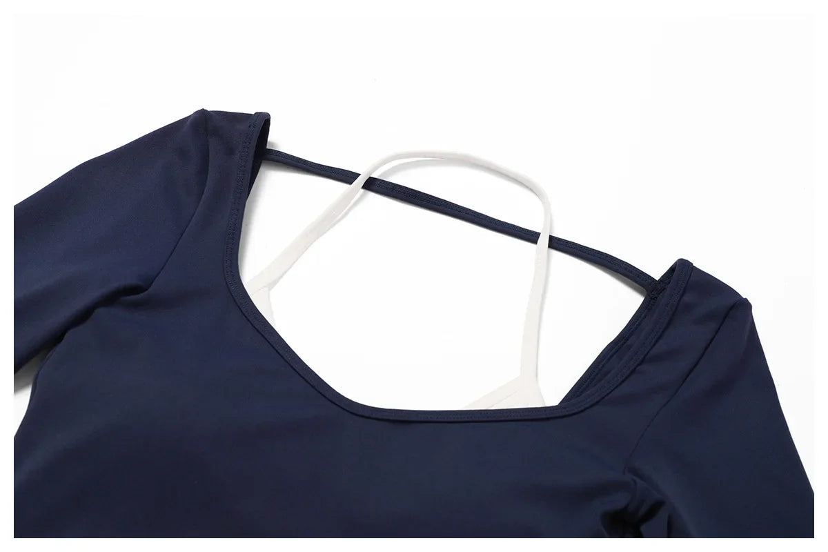 2-Piece Activewear Set – Long Sleeve Crop Top & Leggings