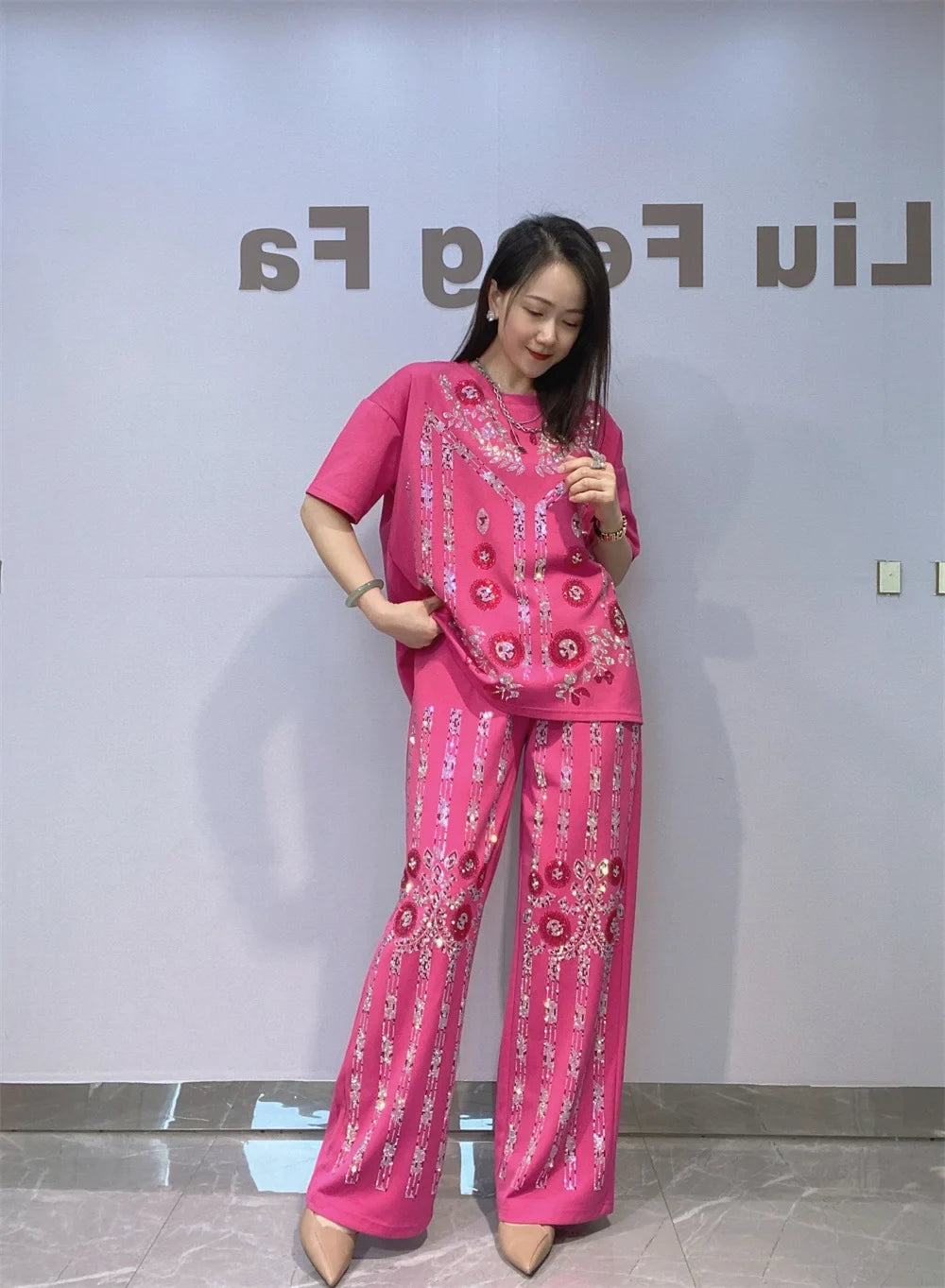 2026 Summer Sequins Flower Short Sleeve T Shirt & Wide Leg Pant Sets Woman 2 Piece Outfits Casual Matching Sets Bust118cm