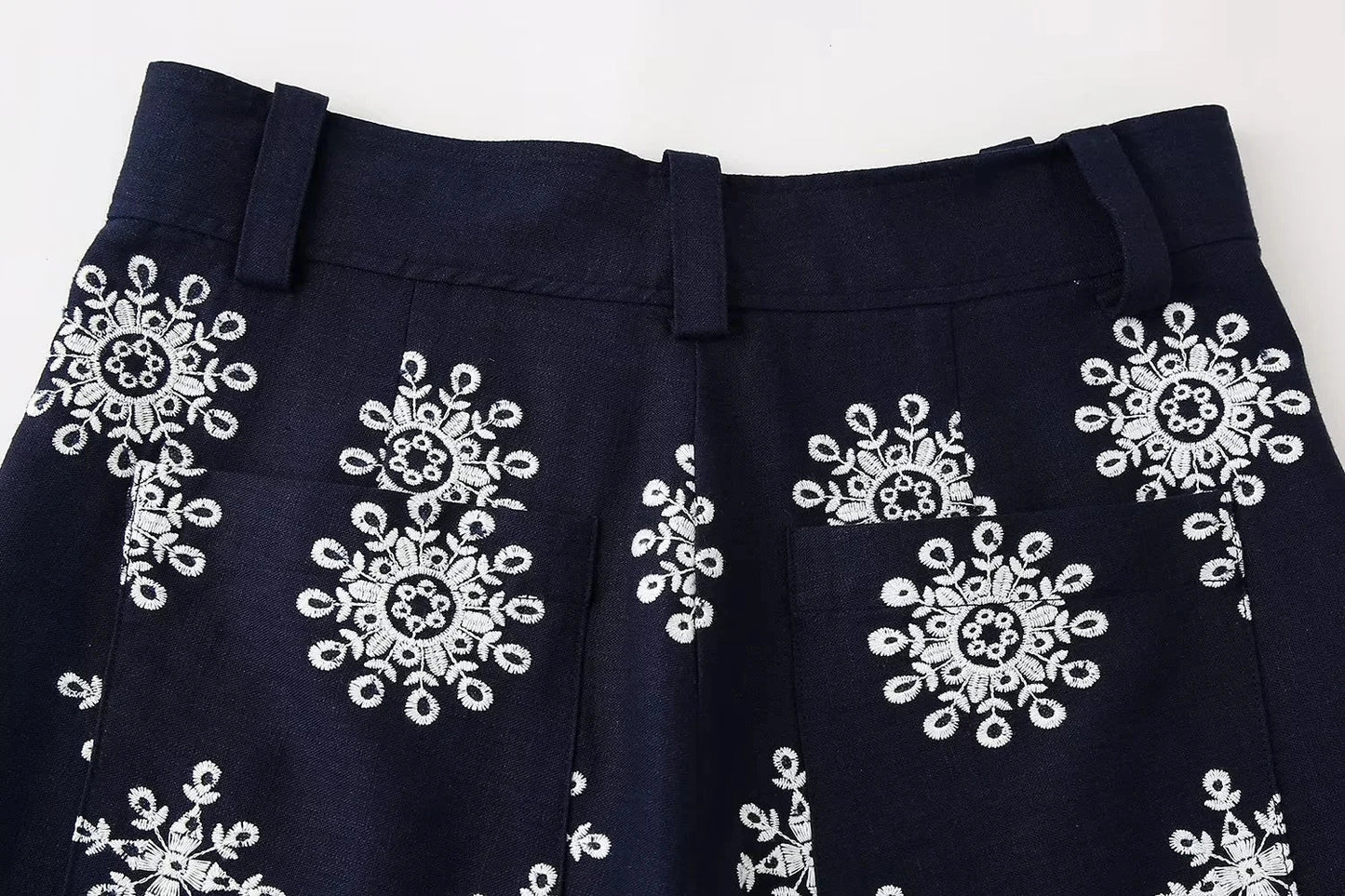 Foridol Floral Embroidery Cropped Pants Women Summer Casual Zip Navy Blue Fashion Female Pants Pantalones 2025 Mujer