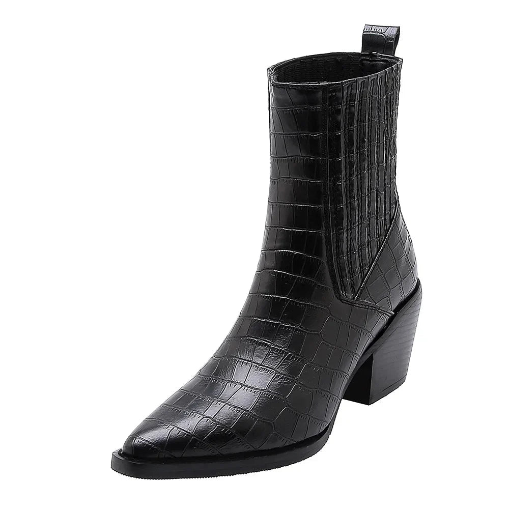 Bold Style: Western Cowboy Boots for Women