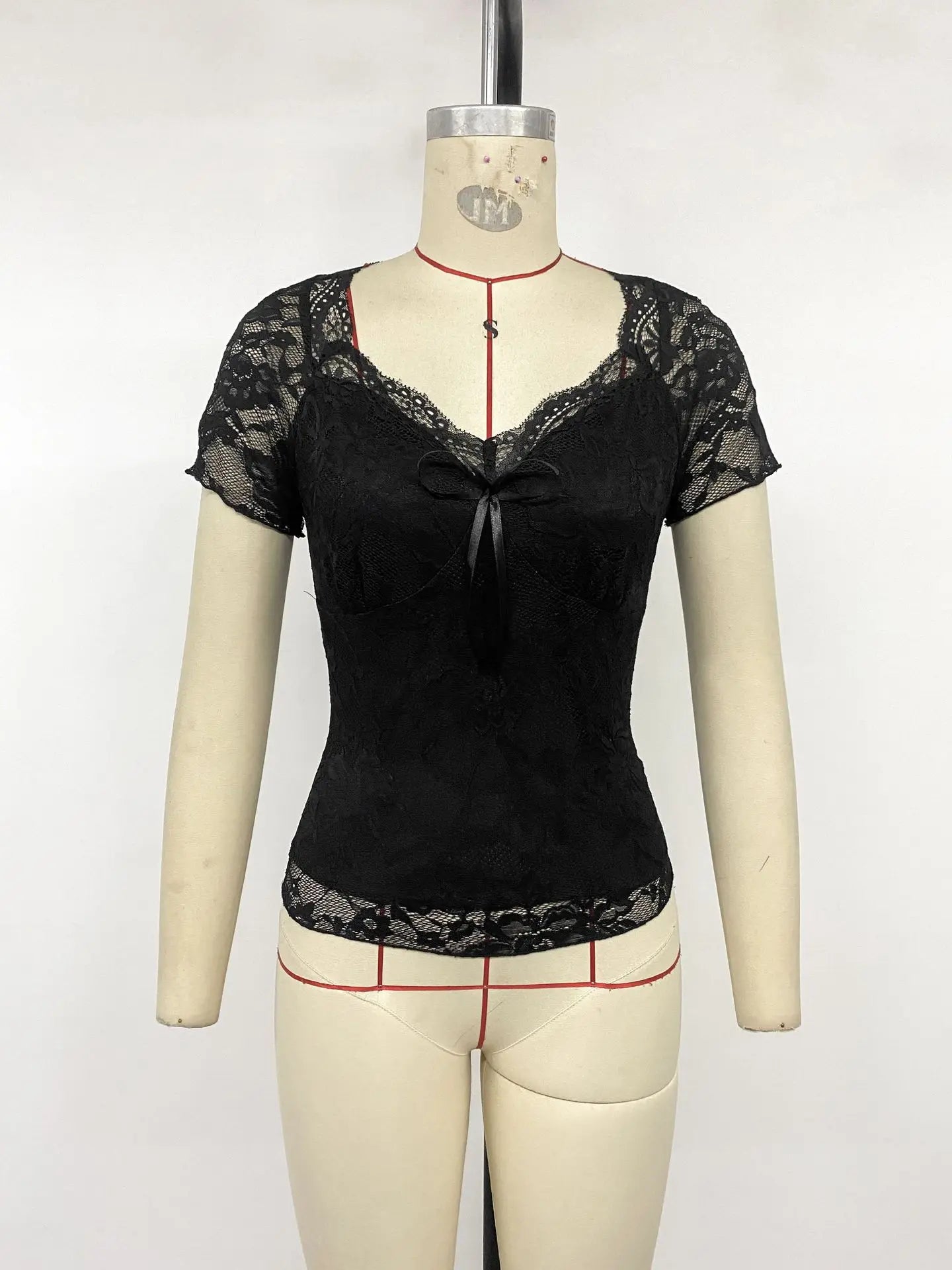 VigoCasey Lady Black Lace T-shirt Women 2026 Summer Sexy Tight Short Sleeve Crop Top Female Elegant Square Collar Tied Club Tops