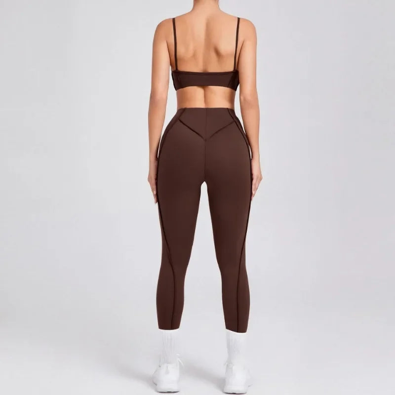 2-Piece Yoga Set – Open Back Sports Bra & High Waist Shorts