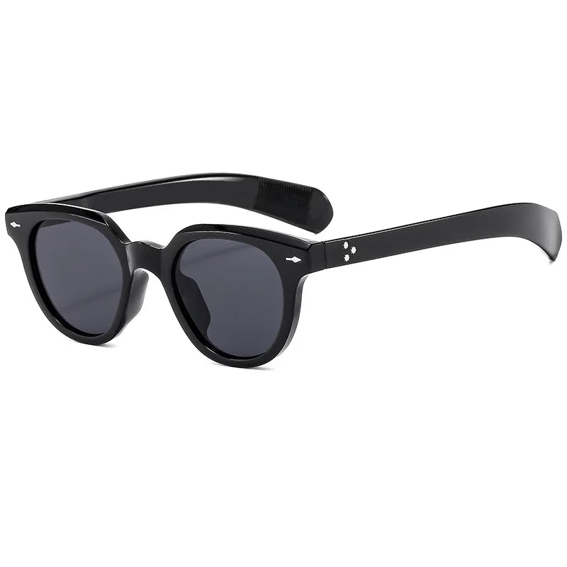 Fashion Round Sunglasses Women Retro Luxury Oval Female Shades Rivets Punk Men Sun Glasses UV400