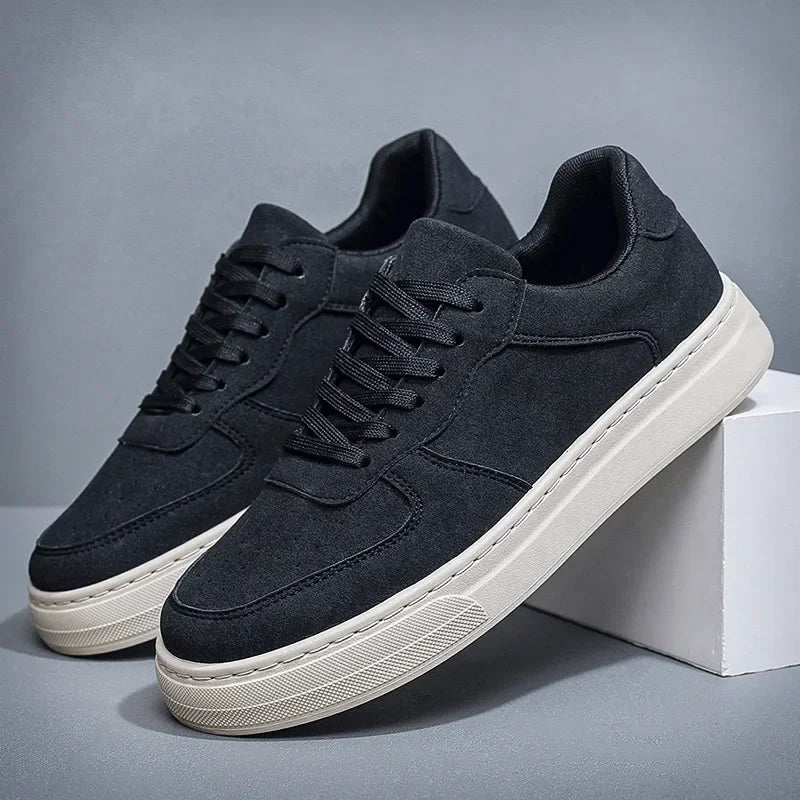 New low cut men's casual sports shoes fashionable student board shoes men's single shoes