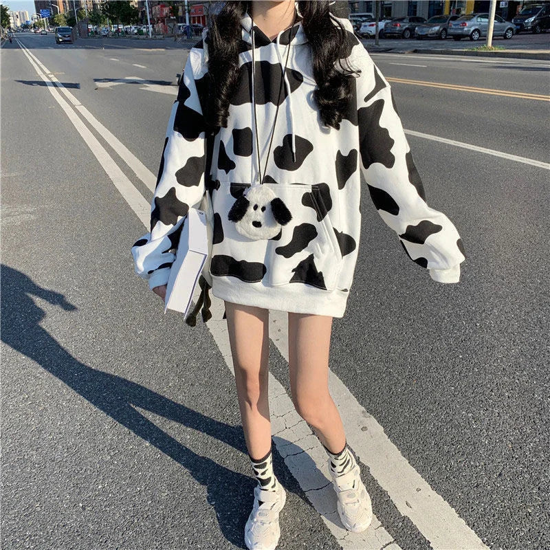 Sudadera con capucha y estampado de vaca