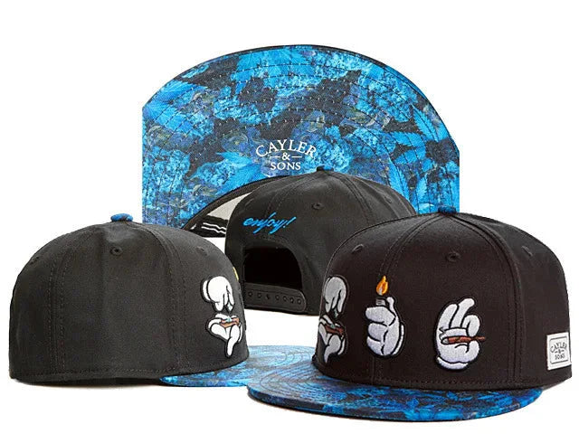 Gorra Ajustable de Béisbol con Visera Plana – Diseño Mano Calavera