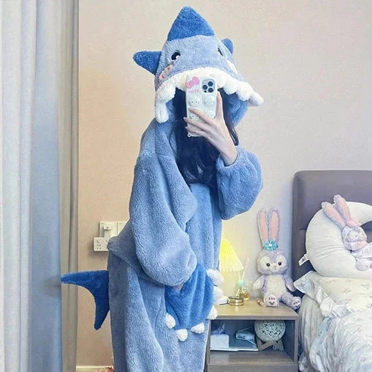 Adorable pijama de tiburón (enterizo)