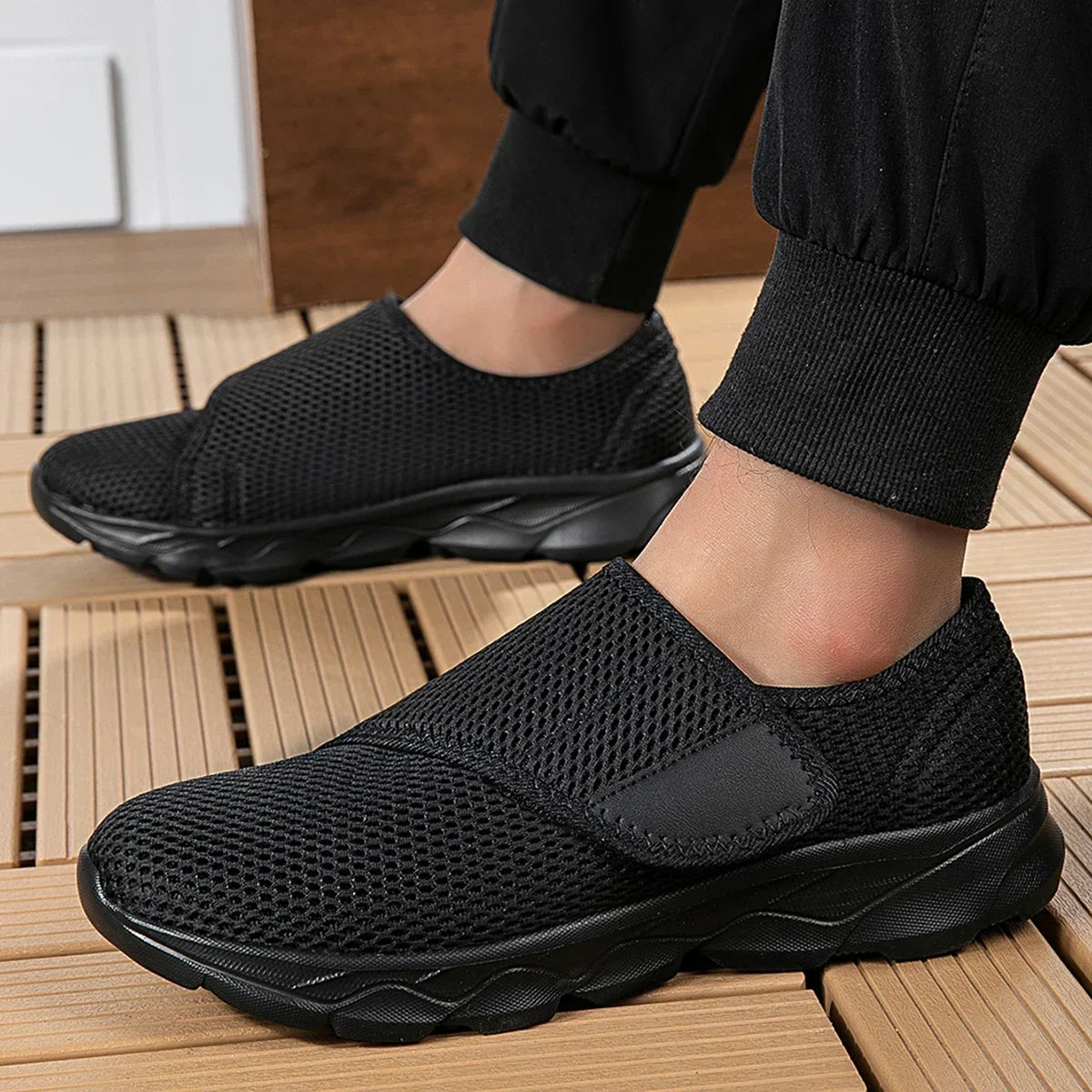 Unisex New Women Orthopedics Wide Feet Swollen Walking Casual Shoes Thumb Eversion Adjusting Soft Comfortable Diabetic Men Shoes