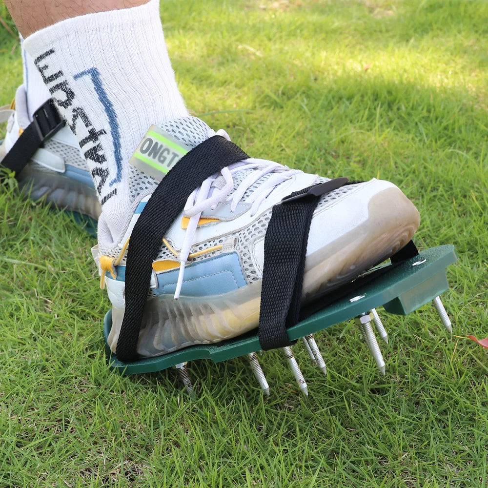 Lawn Aerator Spike Shoes with 28/36/45mm Nails for Lawn Garden Yard Soil Aerating with Adjustable Strap for Men, Woman