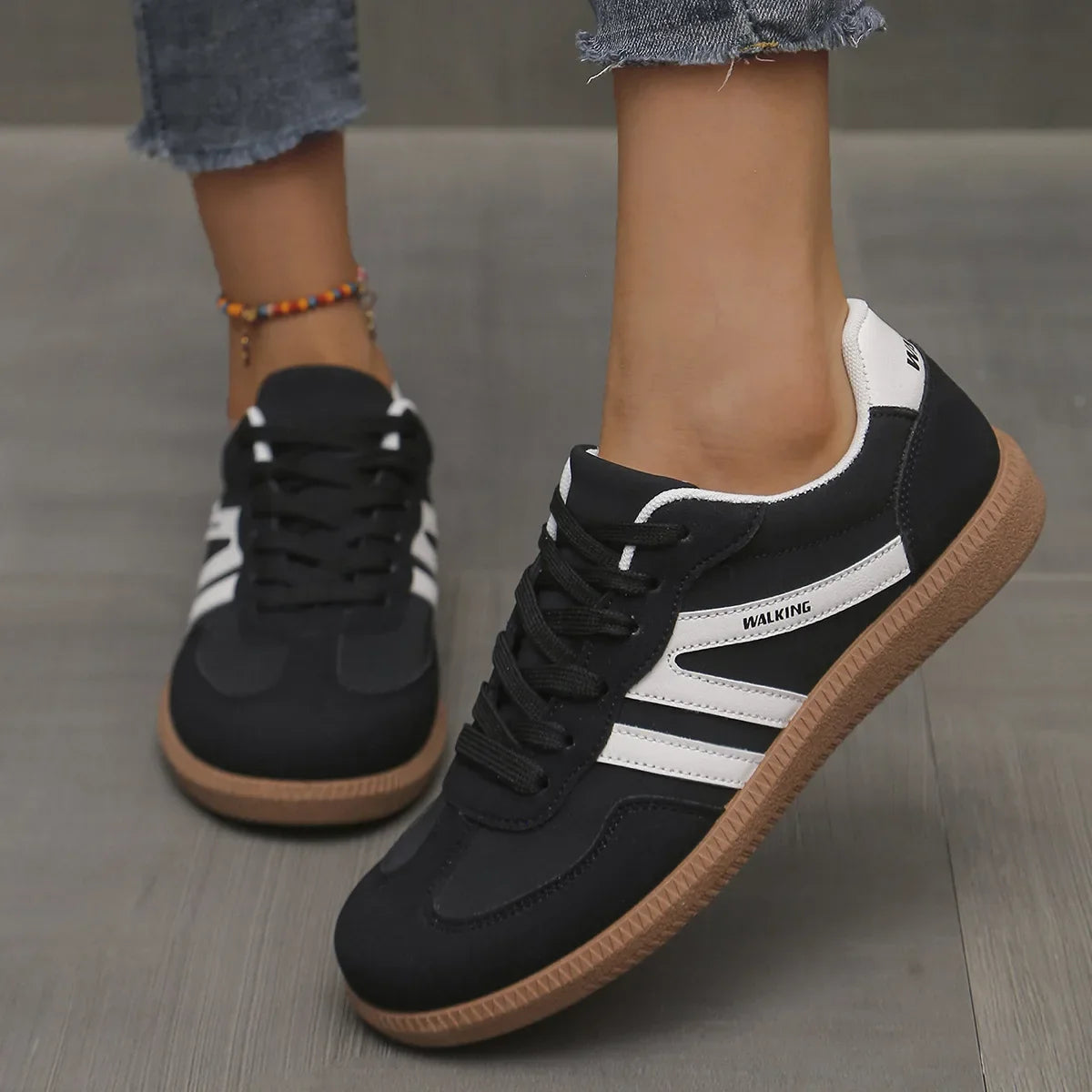 Plus-size 42 Training Shoes 2026 Summer Sports Shoes for Women Running Mesh Lace-up Sneakers Women Flat Zapatos De Mujer