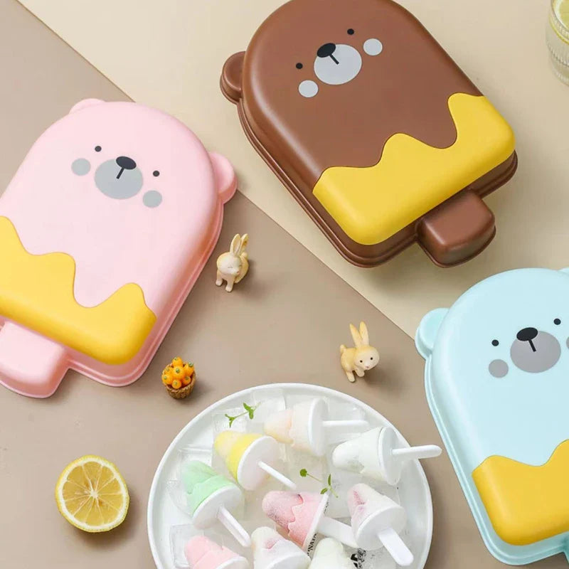 Molde para helado con forma de oso.