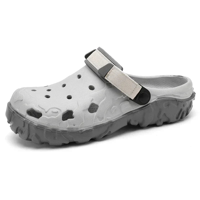2025 Sandals for Men Black Red Breathable Home Slippers Outdoor Fashion Garden Shoes Clogs Couple Beach Shoes Women Sandals