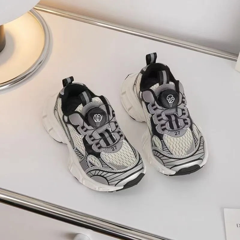 Children’s Sports Shoes 2026 Autumn New Casual Running Sneakers Boys Girls Premium Design Retro Dad Sneaker Lightweight Non Slip