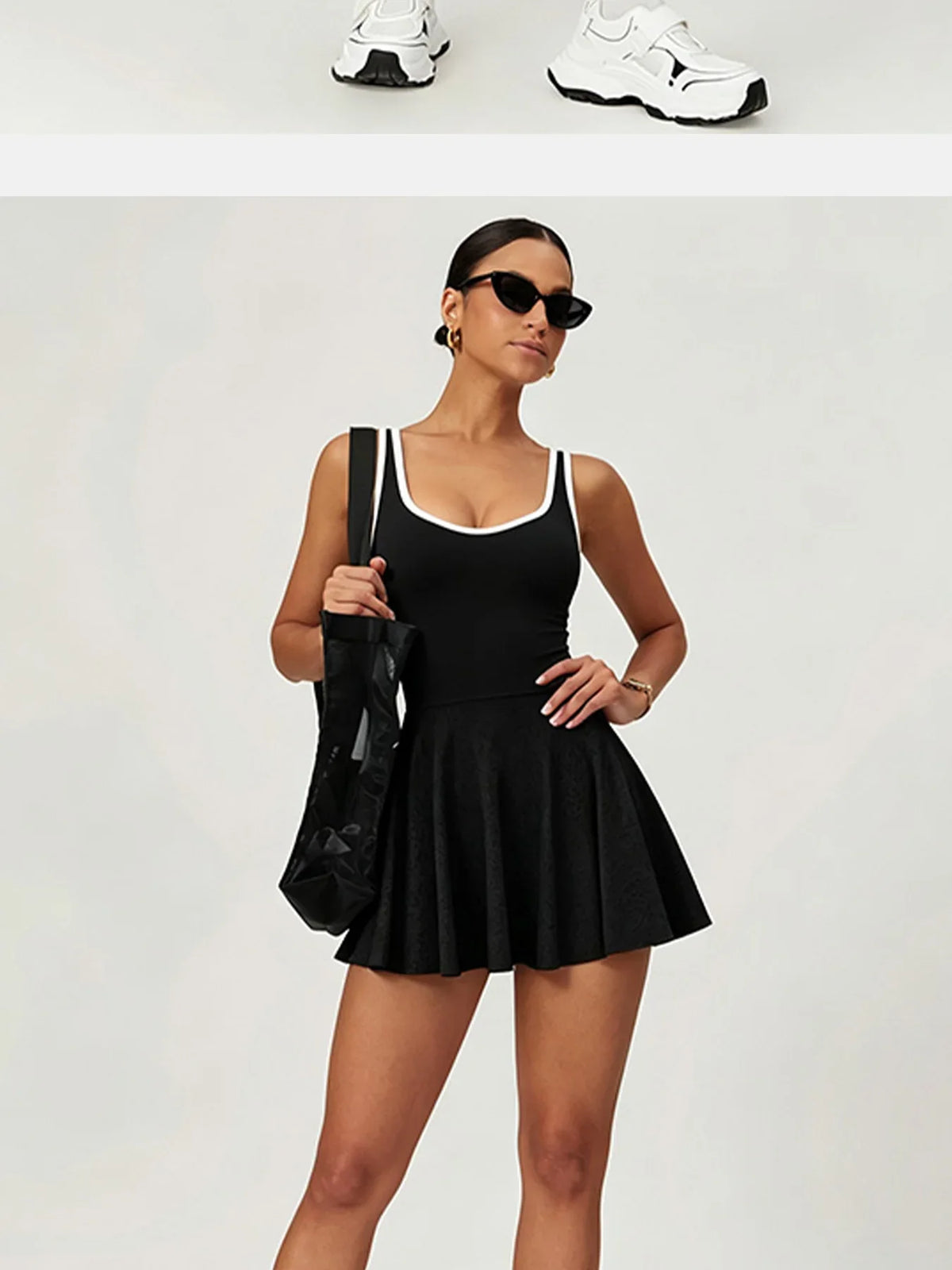 Naked Breathable Tennis Dresses with Built-in Pocket Shorts Women Color Contrast Hollow Out Backless Sports Golf Pleate Dress