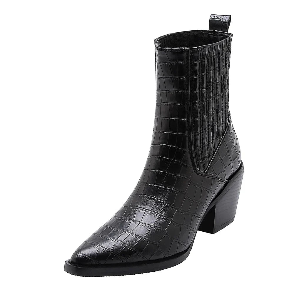 Bold Style: Western Cowboy Boots for Women