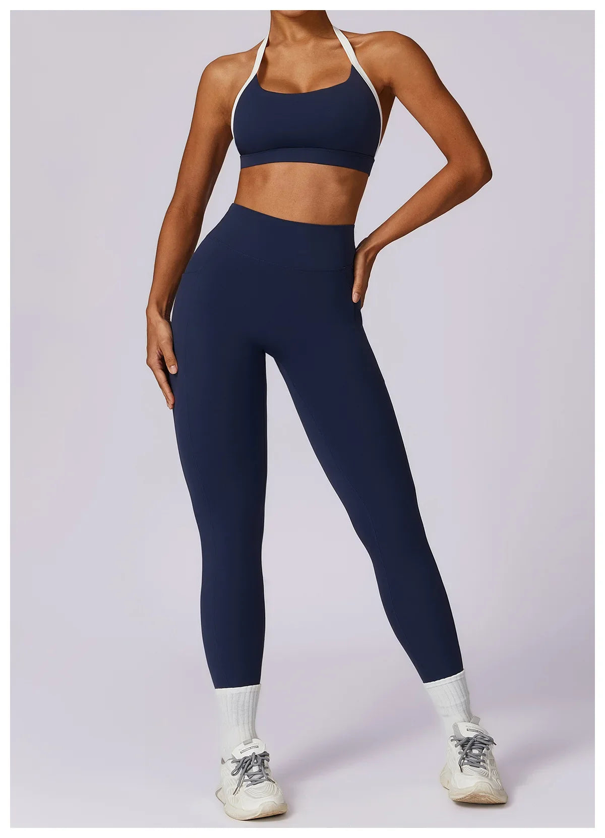 2-Piece Activewear Set – Long Sleeve Crop Top & Leggings