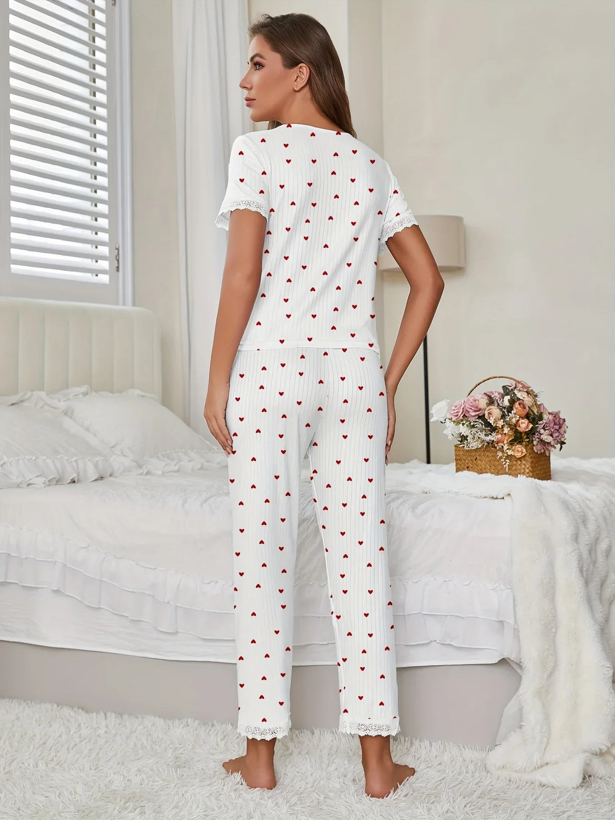 Autumn Winter Comfortable Pajamas Set with Love Heart Printed for Women Sleepwear Short Sleeve Top and Pants Homewear