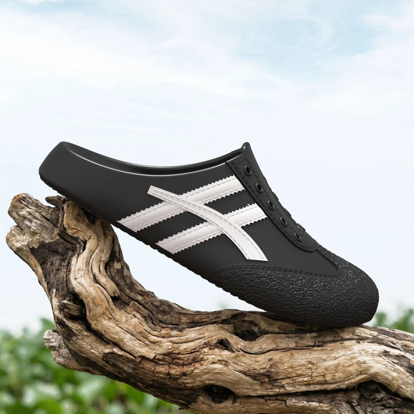 Comfortable Soft Sole Women Mules and Clogs Spring 2026 Platform Outdoor EVA Slippers Woman Trainers