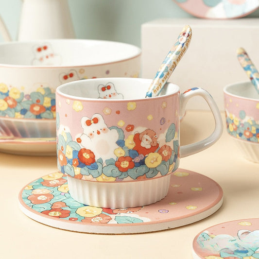 Tazas de cerámica con conejitos y flores