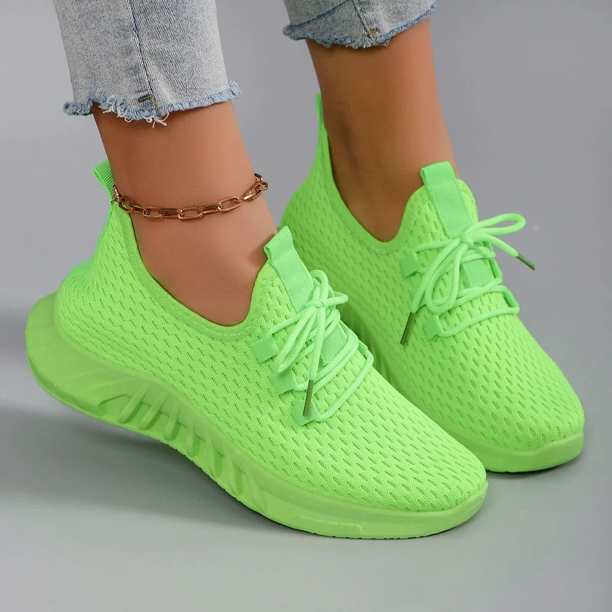 Spring new women's sports shoes, fashionable, breathable, lightweight, non-slip, wear-resistant, casual sports shoes, flat shoes