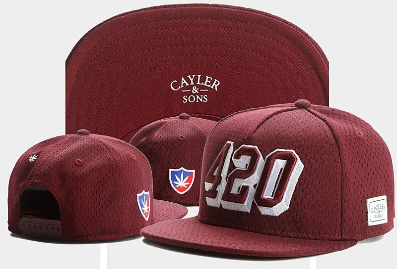 Gorra Ajustable de Béisbol con Visera Plana – Diseño Mano Calavera