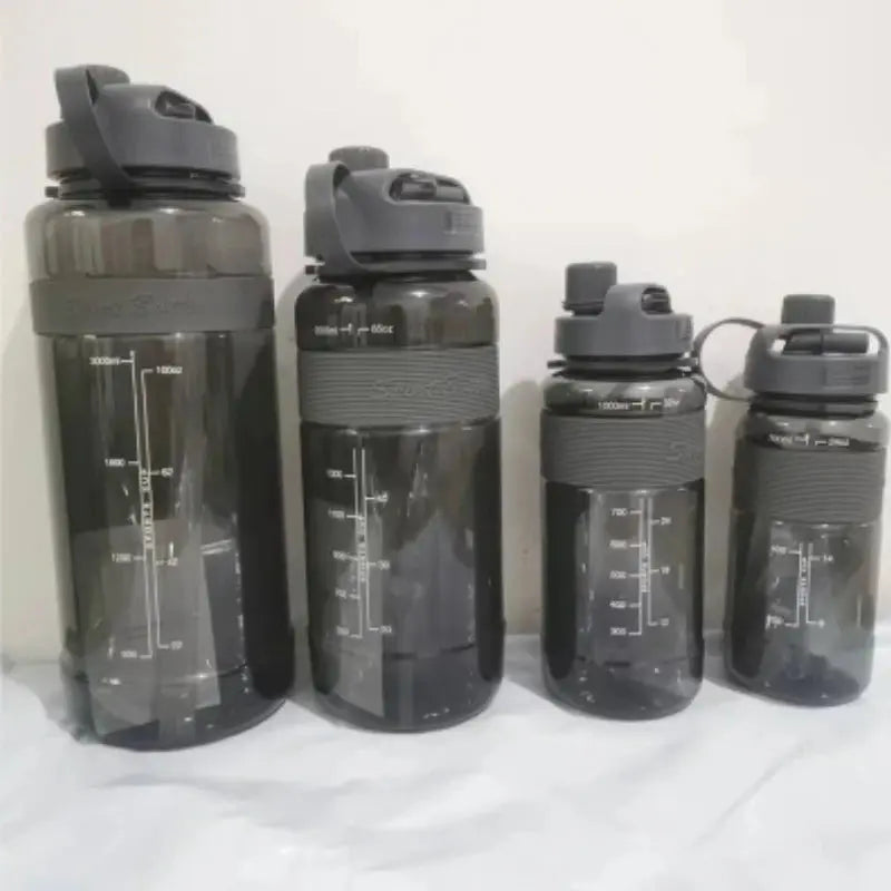 Versatile Water Bottle: Ideal for Outdoor Adventures