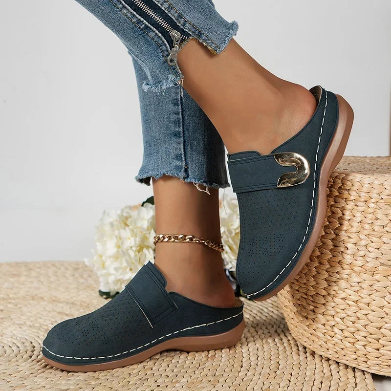 Closed Toe Med Heels Slippers Women Fashion Buckle Wedge Heel Sandals Woman 2025 Summer Lightweight Casual Non-Slip Beach Shoes
