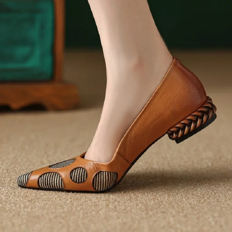 【JOCHEBED HU】Spring Autumn Women Pumps Genuine Leather Sheepskin Upper Pointed Toe Low Heels Women Shoes Fashion Retro 34-43