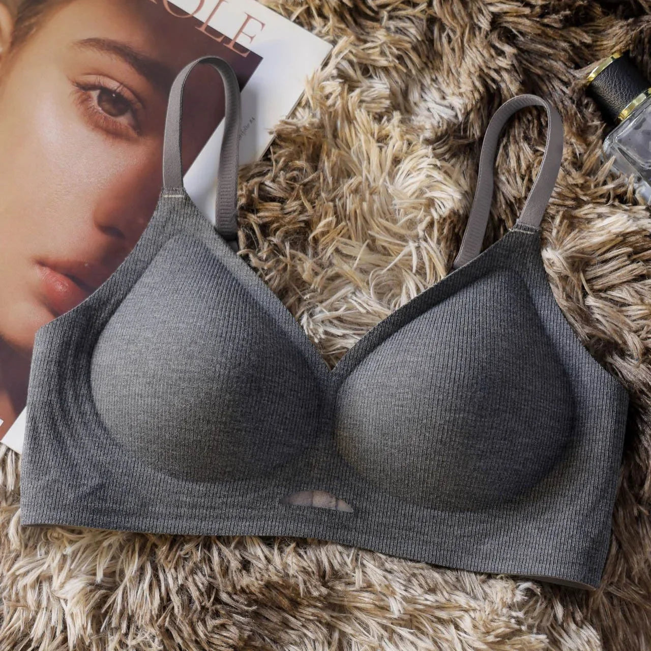 Sexy Seamless Women's Underwear, Wire-free, Hollow, Comfortable, Breathable, Push-up Sports Bra For Women, Thin Section