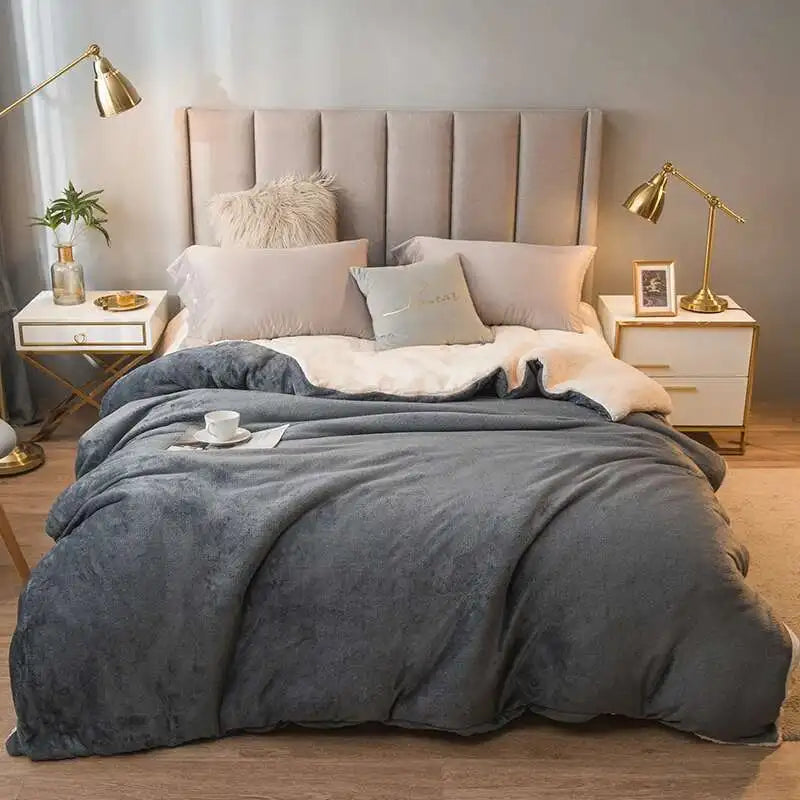 Double-Sided Wool Throw Blanket - White Dark Gray Warm Queen Duvet Cover For Winter, Ideal For Camping & Bedspreads