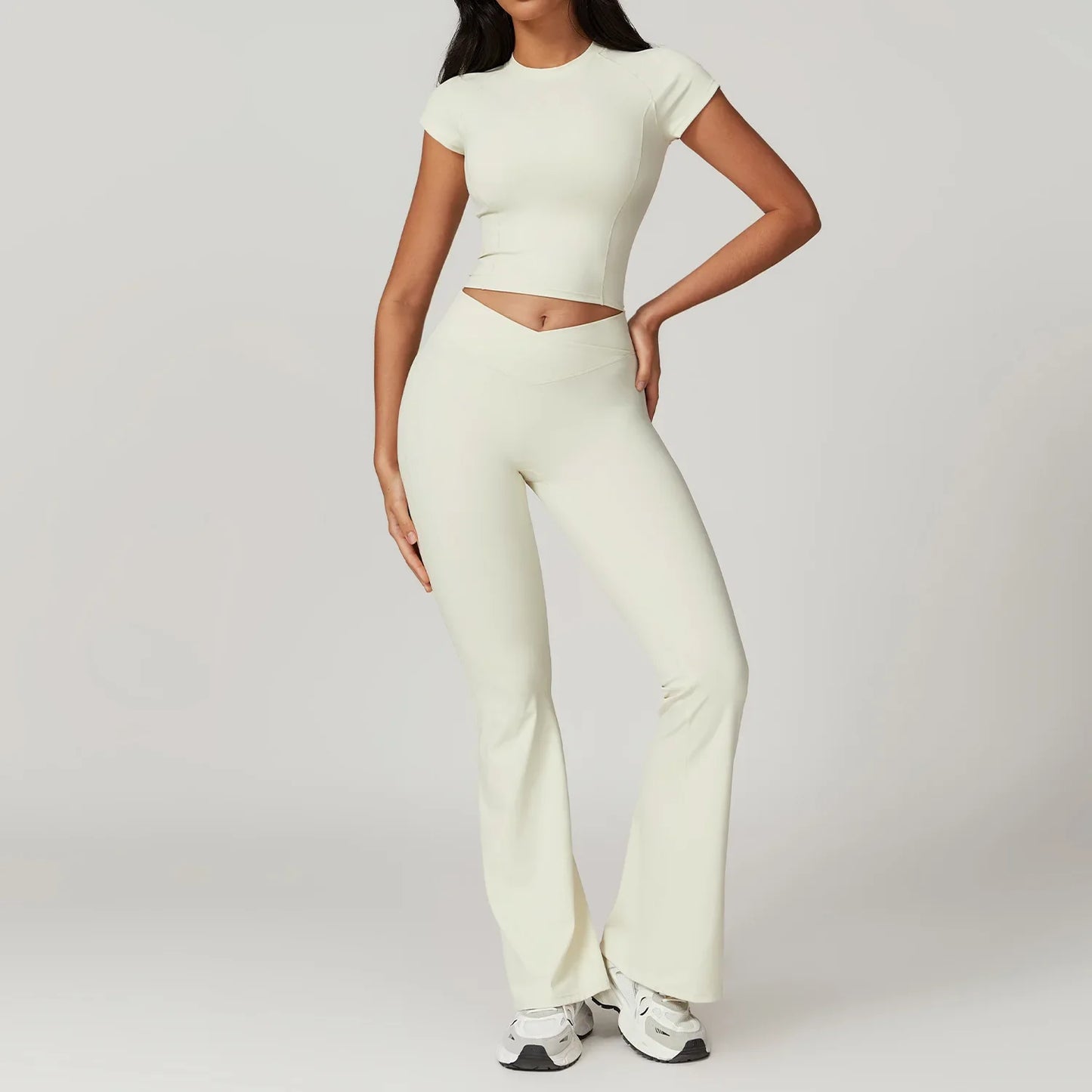 Stylish and Supportive Yoga Set for Women