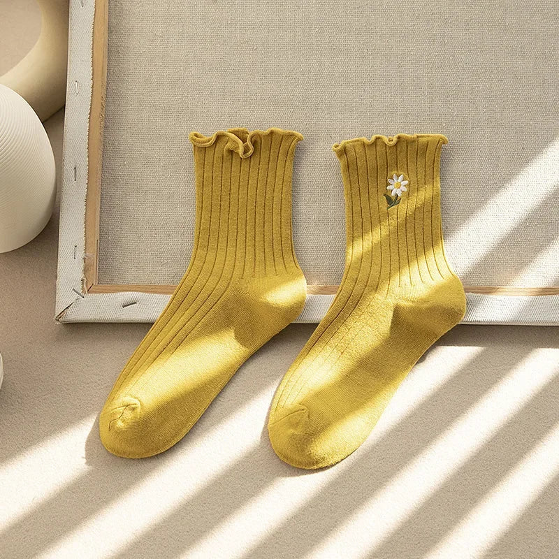 Ruffle Socks Women White Black Frilly Lolita Style Japanese Maiden Cute Kawaii Cotton Harajuku Princess Crew Socks Calcetines