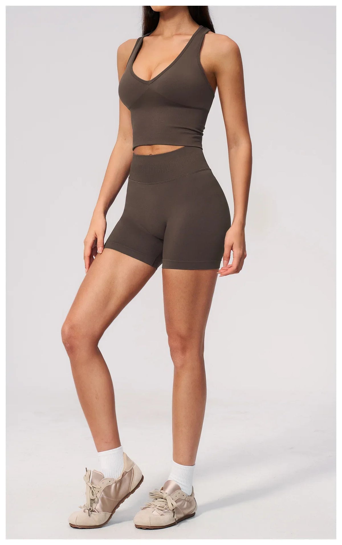 Seamless Yoga Sets Women Breathable V Neck Shockproof Sports Vest Fitness Suit Outwear High Waist Shorts Training Fitness Suit