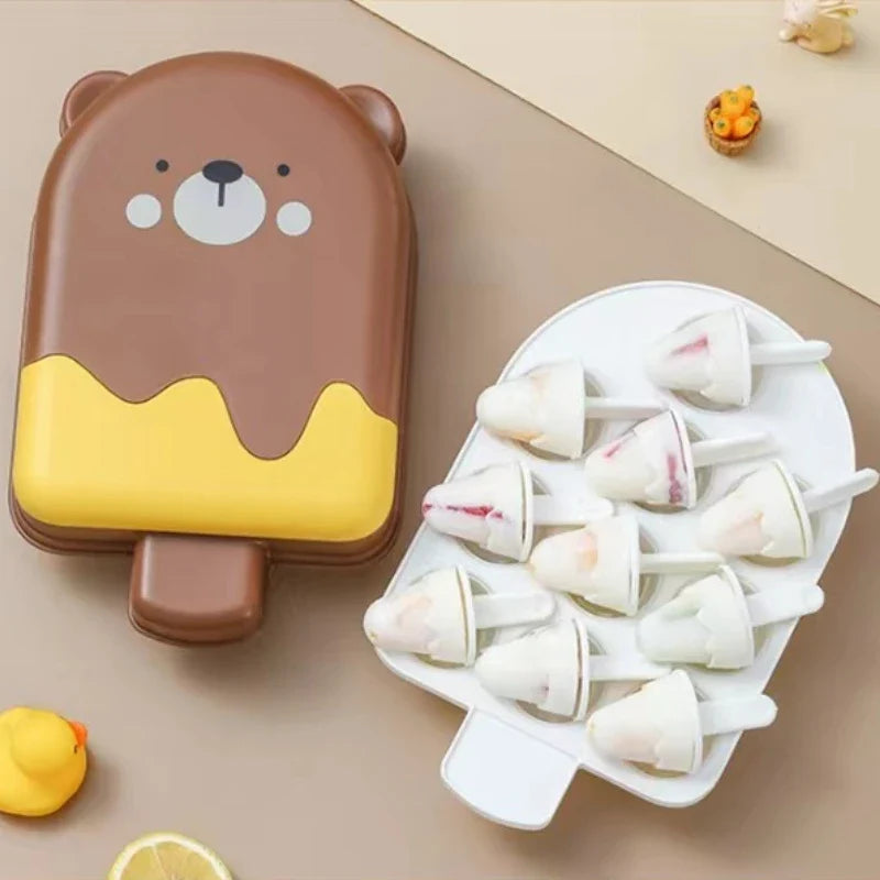 Molde para helado con forma de oso.