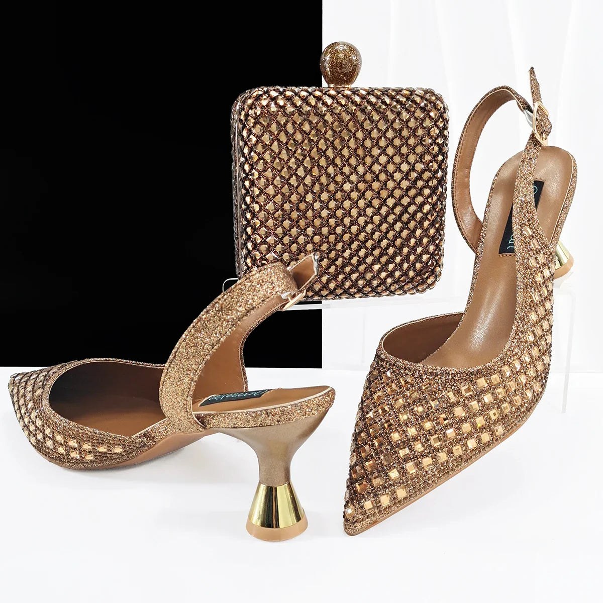 Últimos Zapatos de Mujer de Diseño Italiano con Bolso a Juego HZS1-1