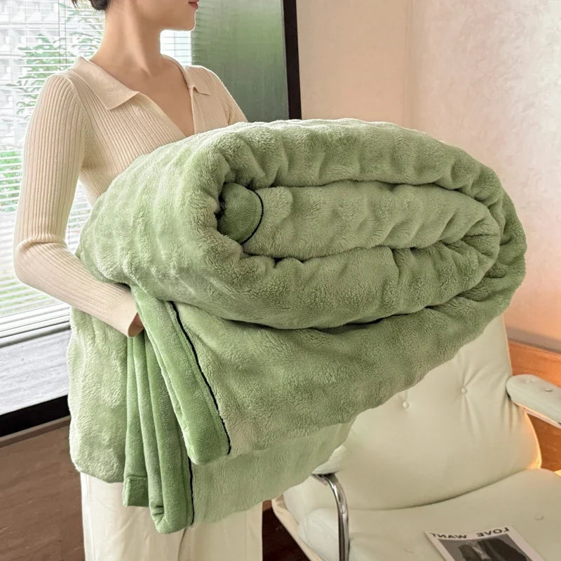 Warm Winter Blanket Milk Velvet Fleece Flannel Soft Thick Plush Blankets for Bed Sofa Single Double Couple Size Fluffy Bedspread