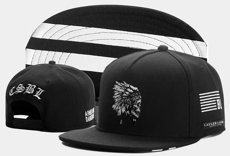 Gorra Ajustable de Béisbol con Visera Plana – Diseño Mano Calavera