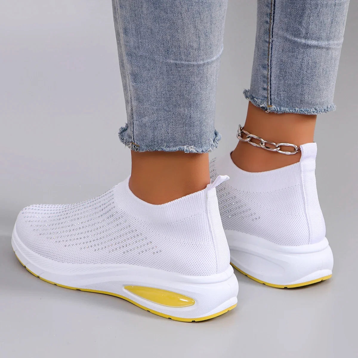 Spring new women's sports shoes, fashionable, breathable, lightweight, non-slip, wear-resistant, casual sports shoes, flat shoes