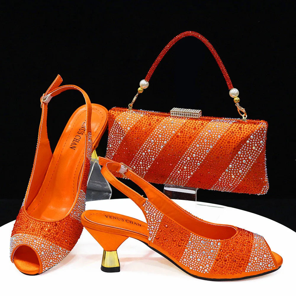 Conjunto a juego de zapatos y bolso nuevos HTY1-22