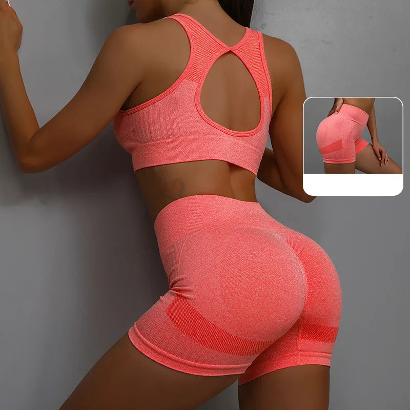 Conjunto de entrenamiento de shorts y traje de yoga para mujer