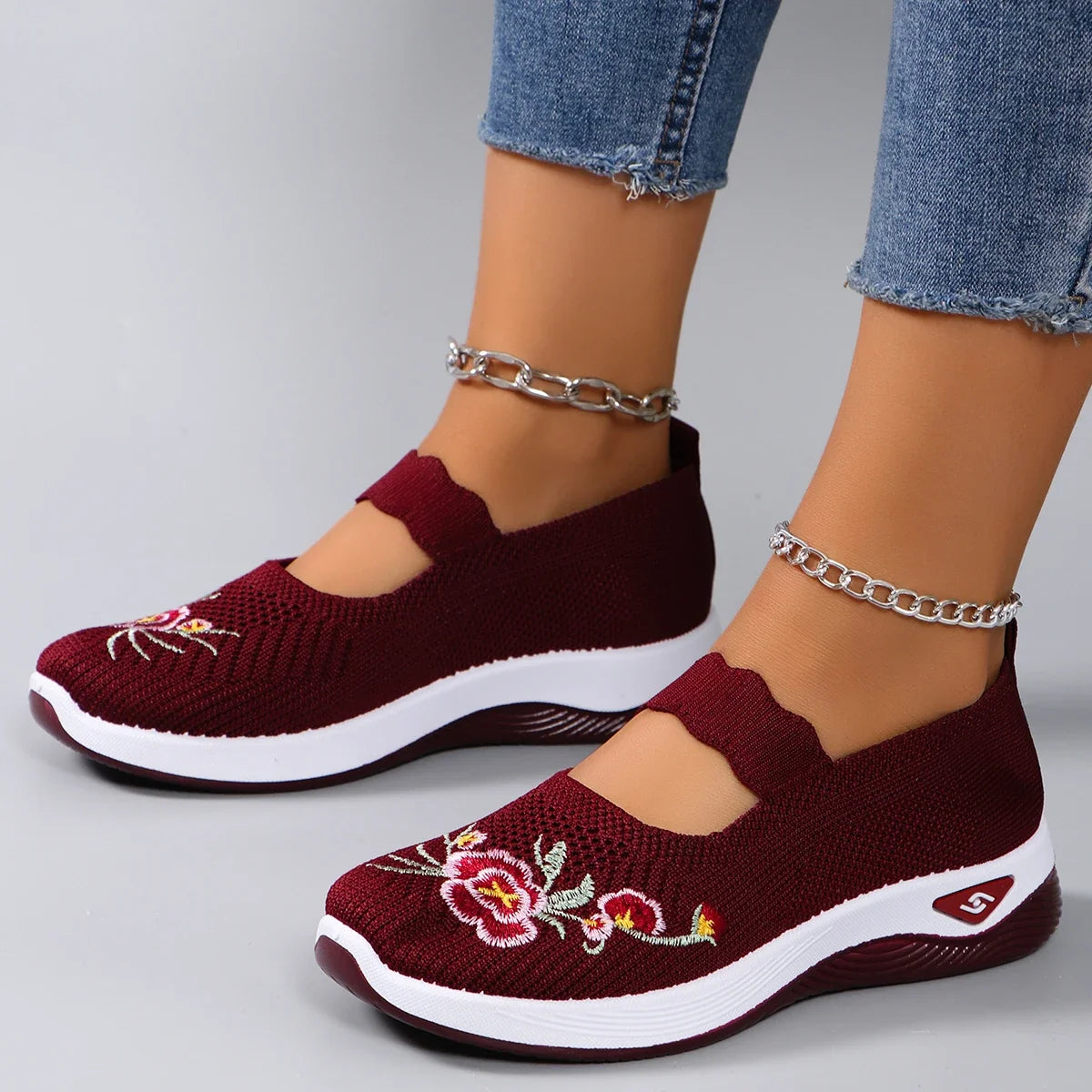 Spring new women's sports shoes, fashionable, breathable, lightweight, non-slip, wear-resistant, casual sports shoes, flat shoes