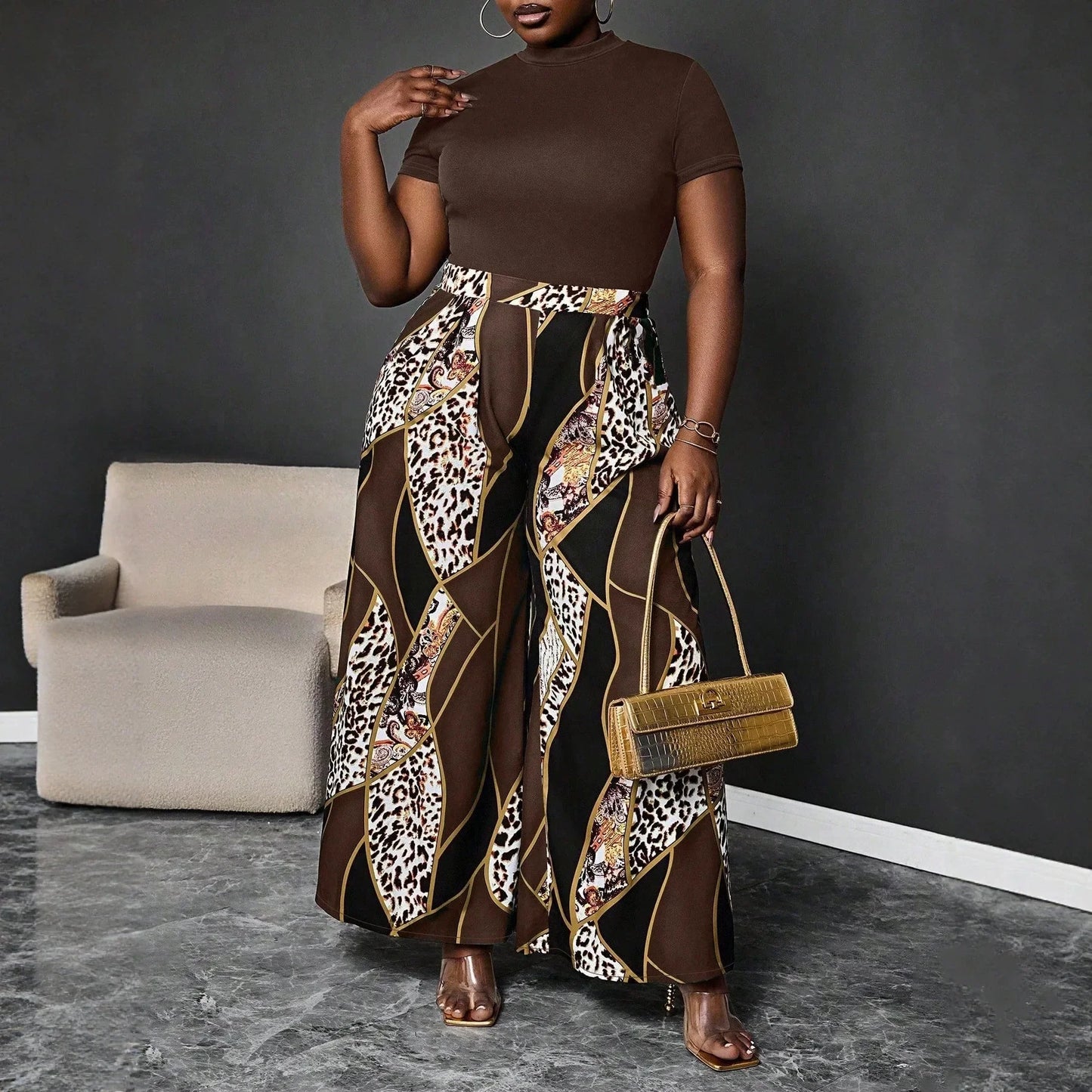 XL-5XL Plus Size Women Clothing 2 Piece Sets New Matching Short Sleeve Two Pieces Sets Tops And Pants Suits Outfits Clothing