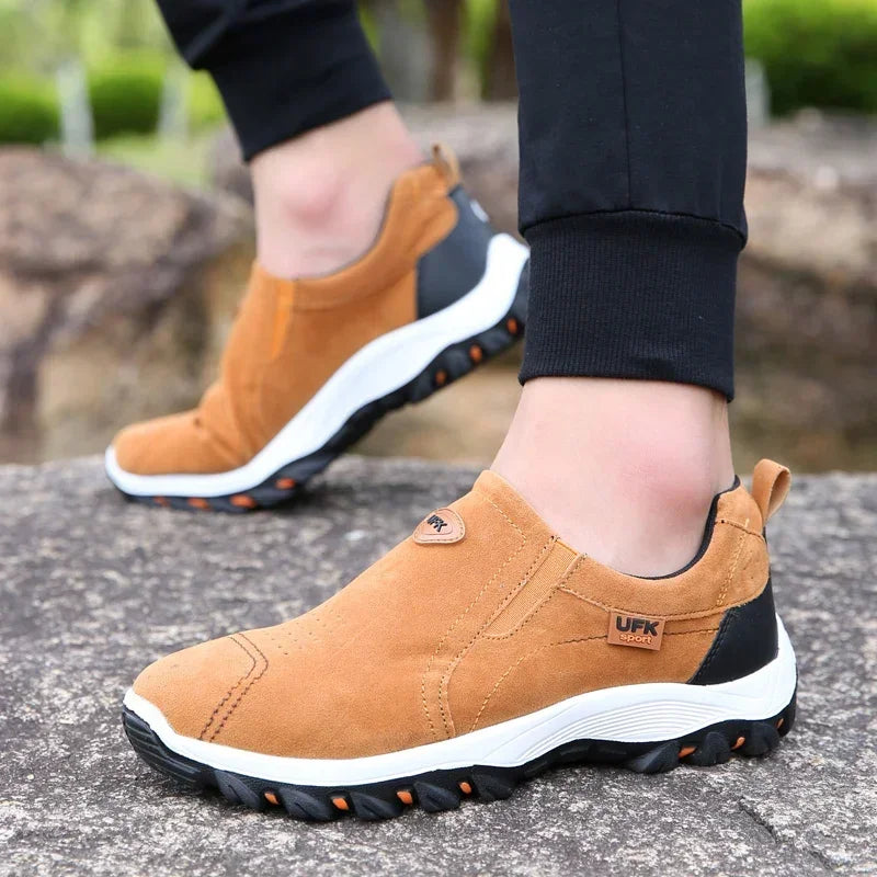 Outdoor Hiking Camping Running Jogging Casual Sports Shoes Waterproof, Anti-slip and Breathable Sports Shoes