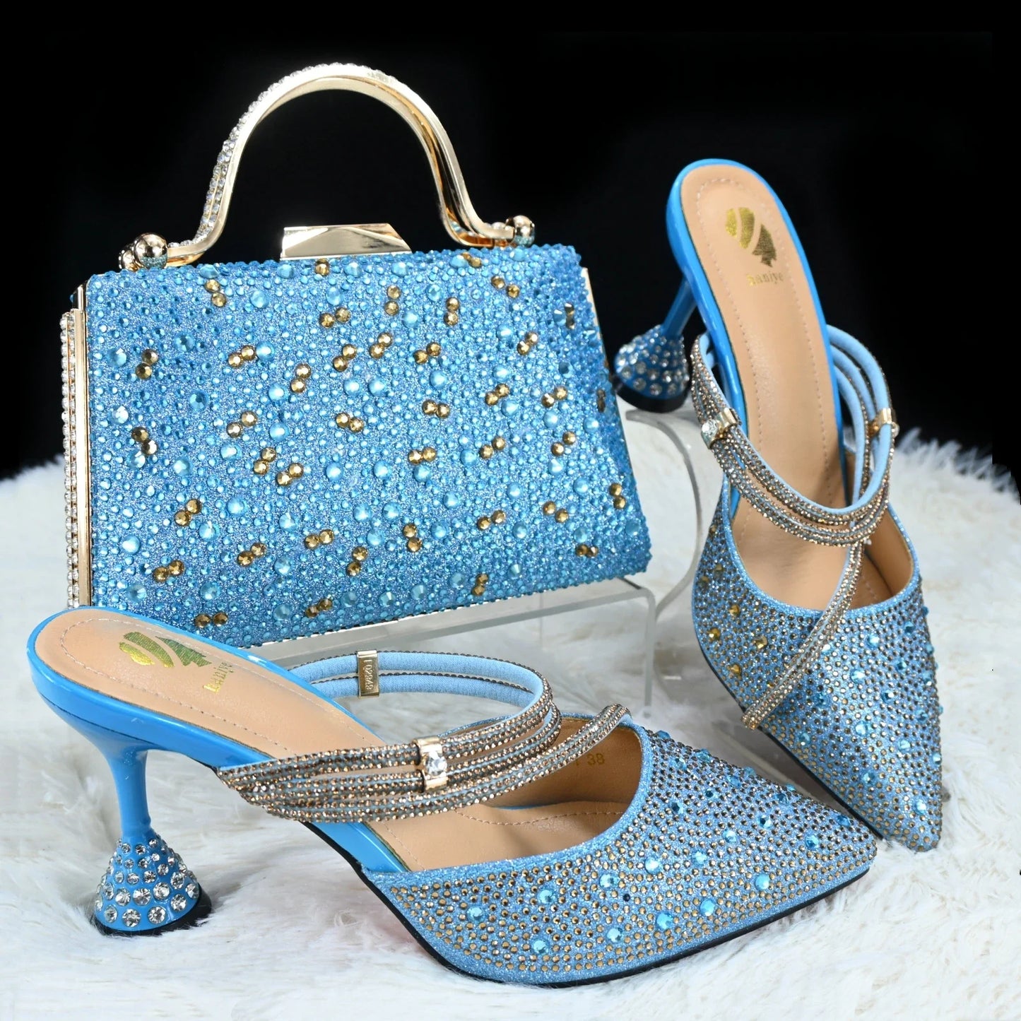 Set italiano de zapatos y bolso Nuevo HGH1-16