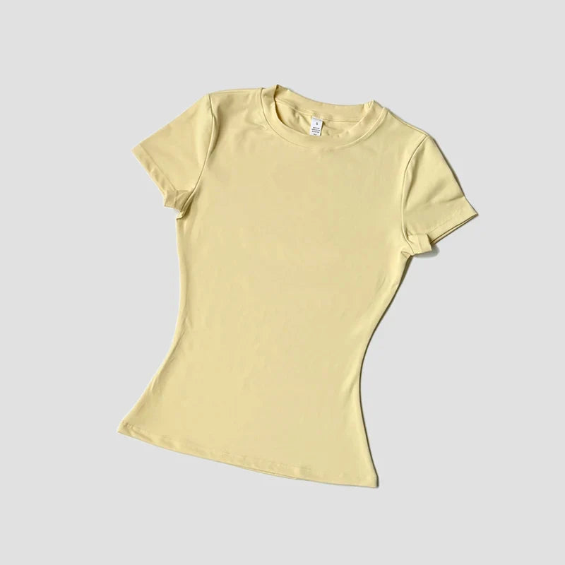 Seamless Moisture Wicking Yoga Shirt for Flexible Performance