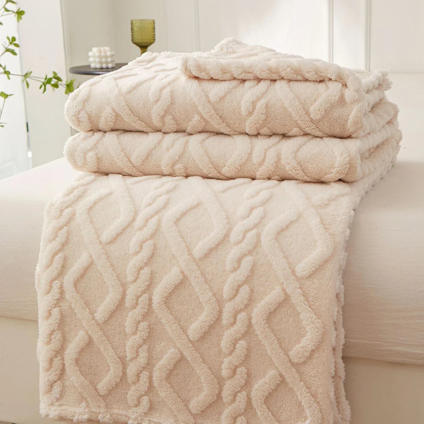 New Winter Coral Fleece Blankets Home Cozy Office Sofa Blanket Warm Nap Throw Blanket Travel Textile Fleece Thick Warm Blankets