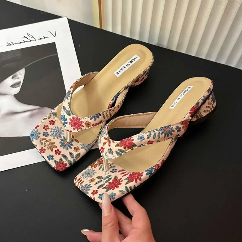 Summer Clip Toe Women Slippes New 2025 Fashion Elegant Wedges Heel Slides Shoes Ladies Casual Outdoor Beach Flip Flops Sandalias