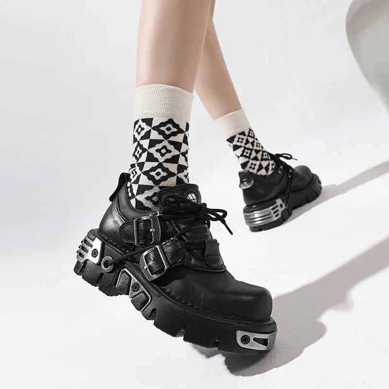 Platform Metal Punk Flats Cross Tied Buckle Single Shoes Zip Round Toe Gothic Runway Casual Women Shoes Goth Black Chunky