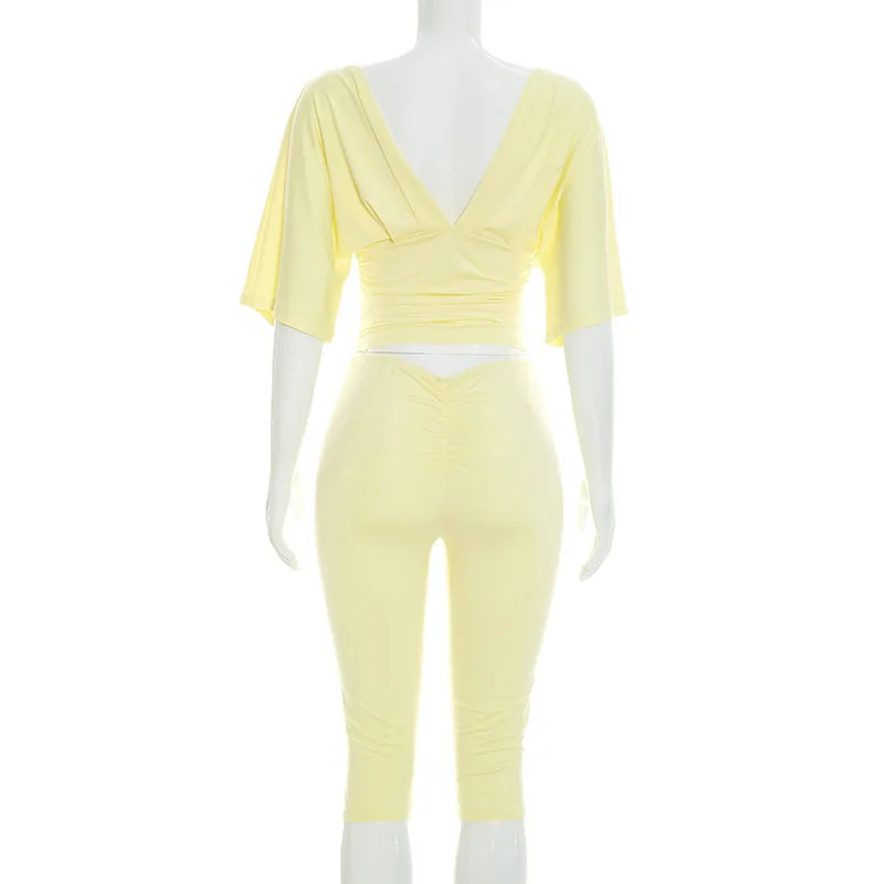 Women Sexy 2 Piece Pant Sets Summer Club Party Batwing Sleeve V Neck Crop Top Capri Pants Matching Set Beach Vacation Outfits