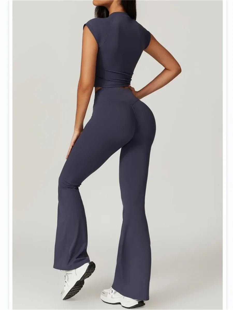 Stylish and Supportive Yoga Set for Women